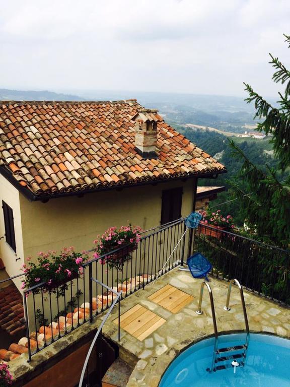 Hotel Dimora I Manichei Monforte dʼAlba Exterior foto
